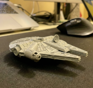 Millennium Falcon (10 cm)